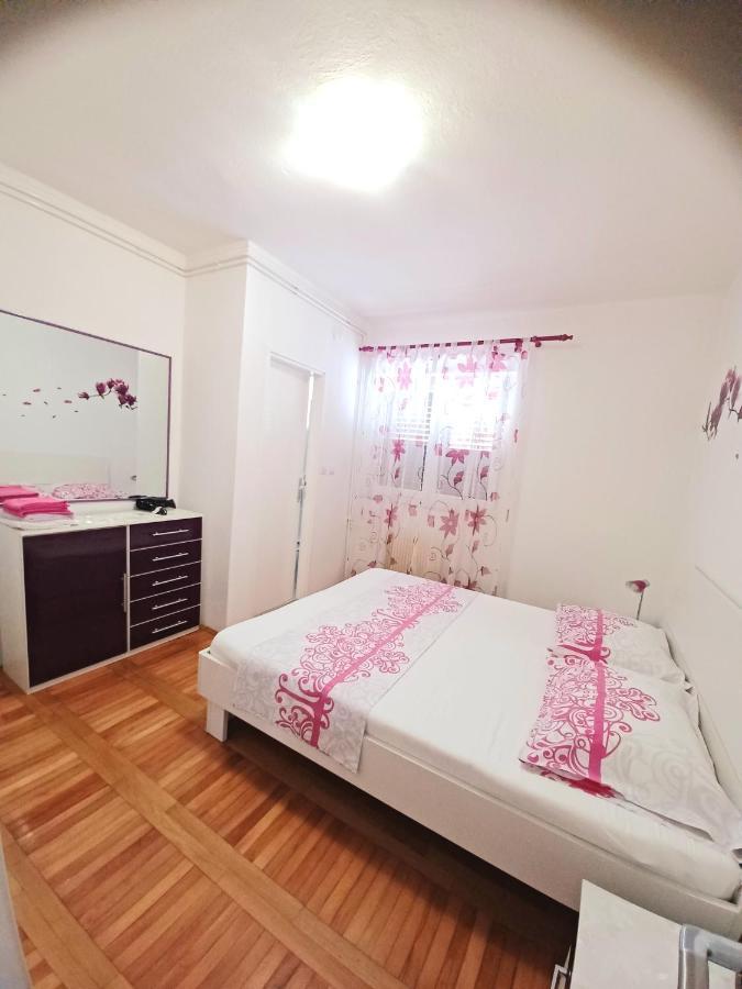 Apartment Eva Makarska Eksteriør billede